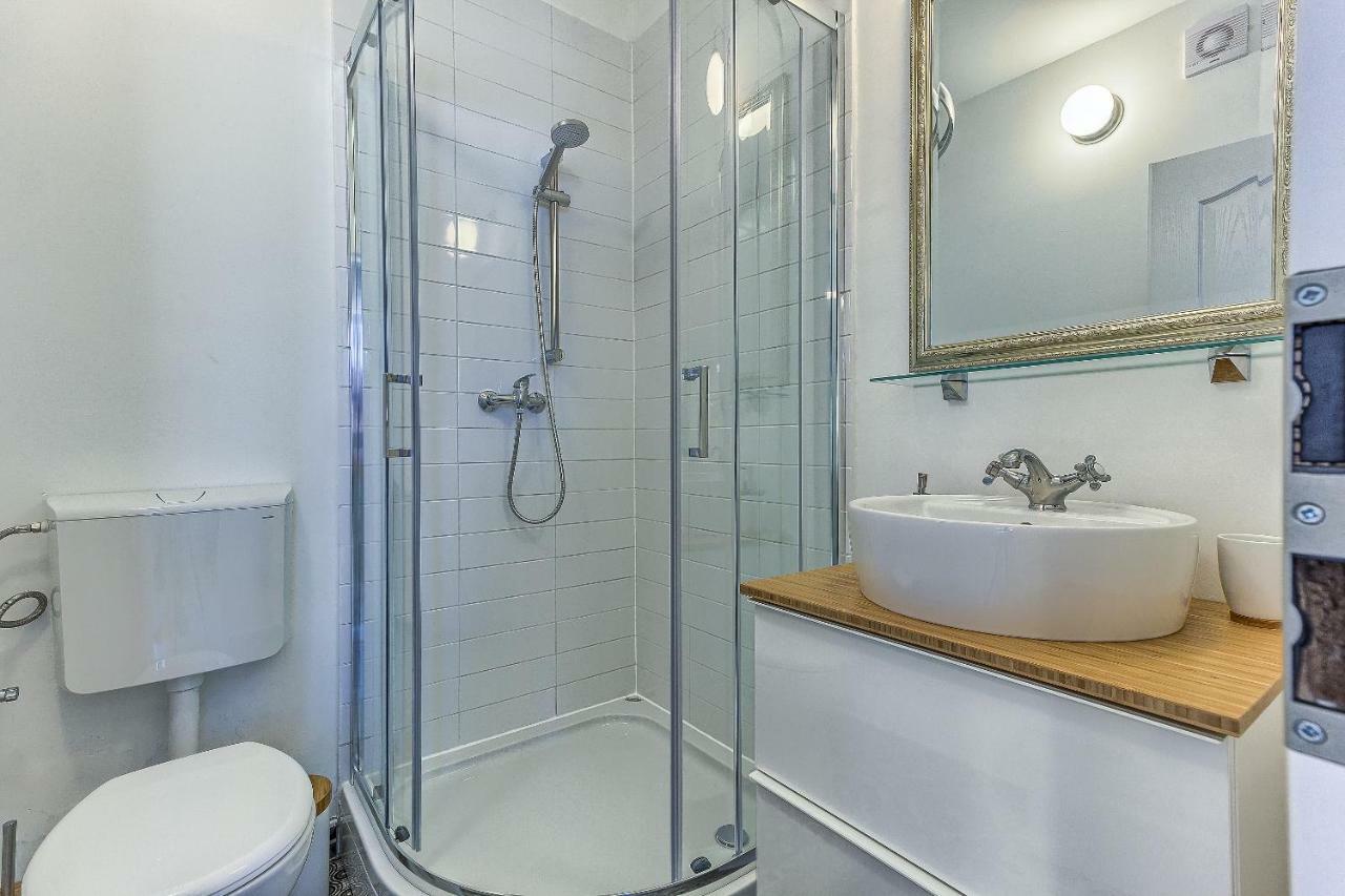 Charming Studio Apartment Спліт Екстер'єр фото